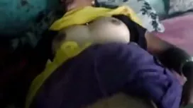 Koledž s uzbuđenim m ...