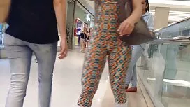 Prsata pilić i pastu ...