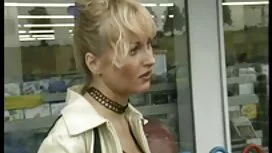 Čovjek txxx film pop ...