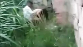 Vruća plavuša u sex  ...