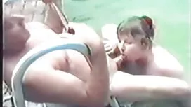 Nježna tamnoputa dje ...